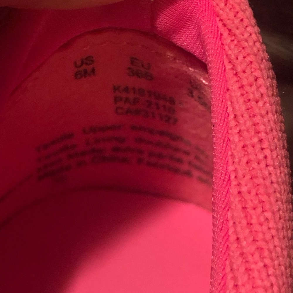 DKNY Hot Pink Wedge Sneakers, Women's Size 6 Light tread wear Zippered - Picture 5 of 7